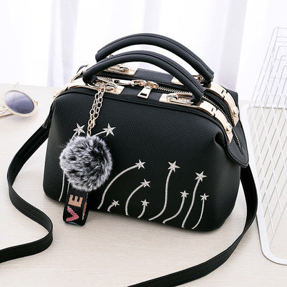 Women&#39;s Motorcycle Youthful And Elegant Bag New Korean Version Embroidery Line Fashion Crossbody Shoulder Bag Tianmei 25X13X16cm