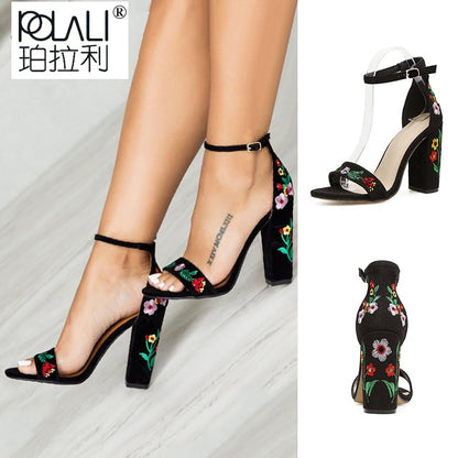 New Flowers Embroidered Shoes Women Sandals Sexy Open Toe Gladiator High Heels Women Shoes Black Size 35-43 Feminino Zapatos