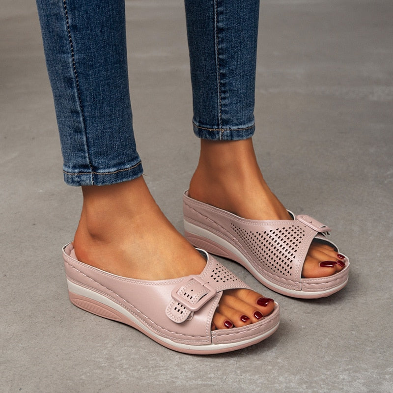 Women Slippers 2022 Summer Platform Wedge Sandals Women Outdoor Casual Beach Shoes Women Closed Toe Flat Slippers Plus Size 43